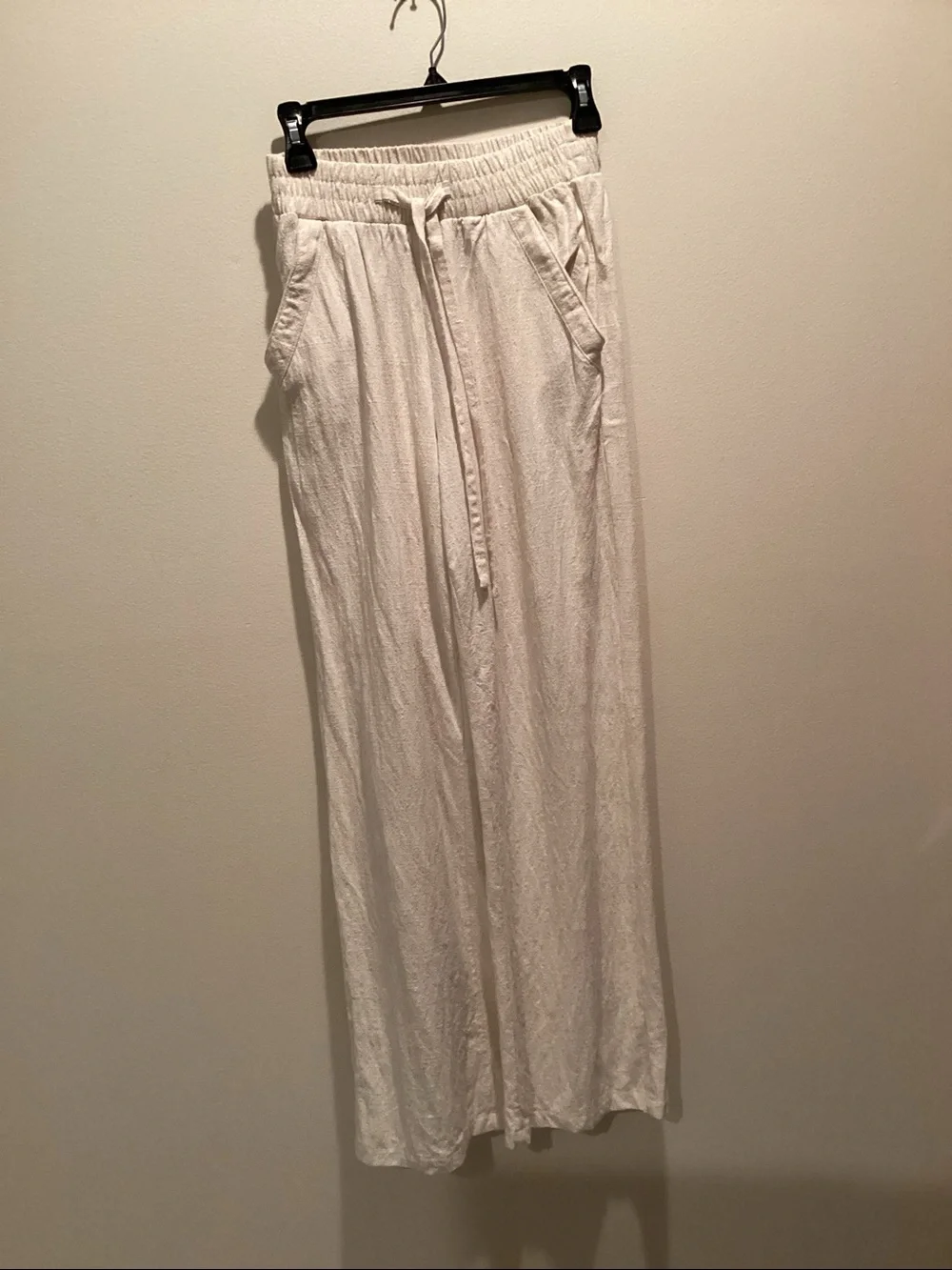 Sienna Sky creamy  Wide-Leg Drawstring Pants size small